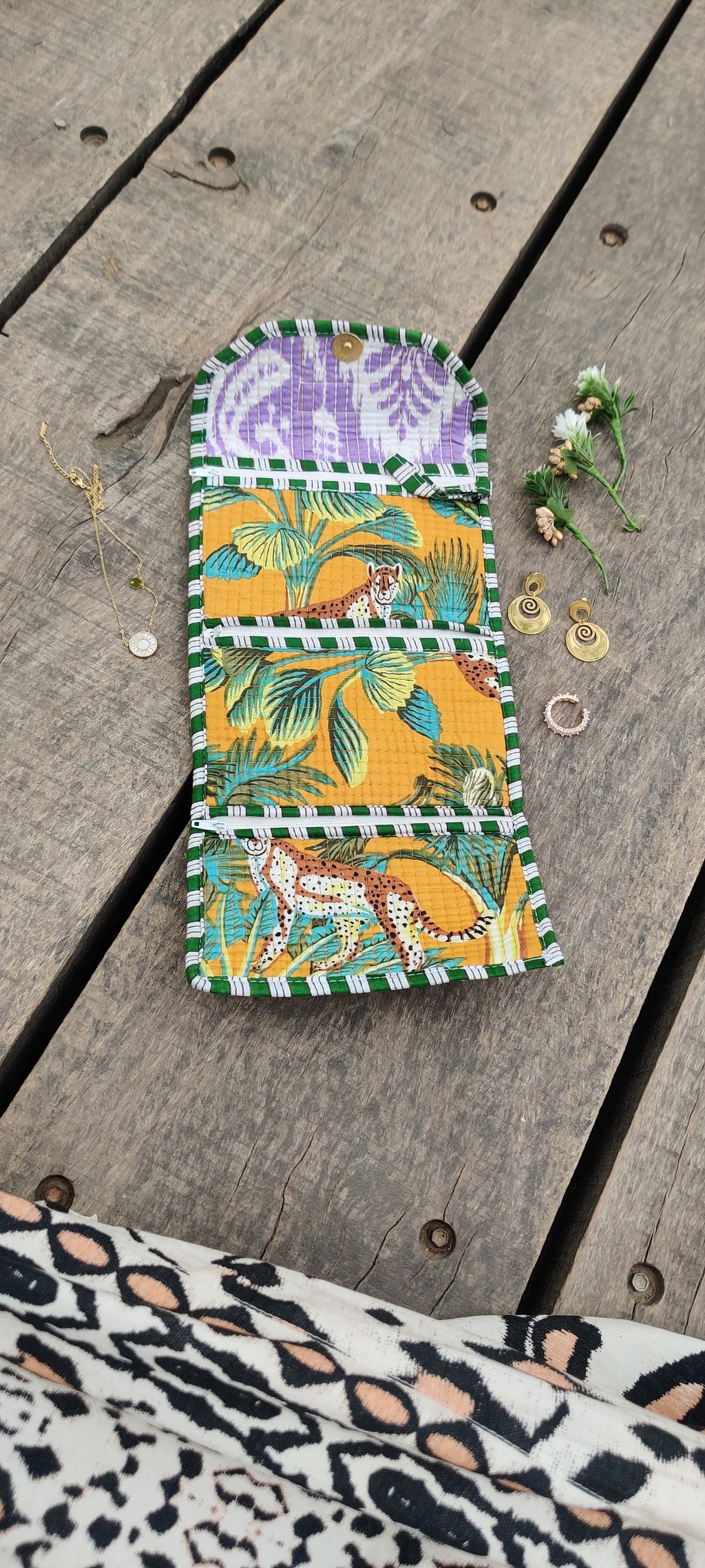 Wild Bloom Quilted Jewellery Pouch