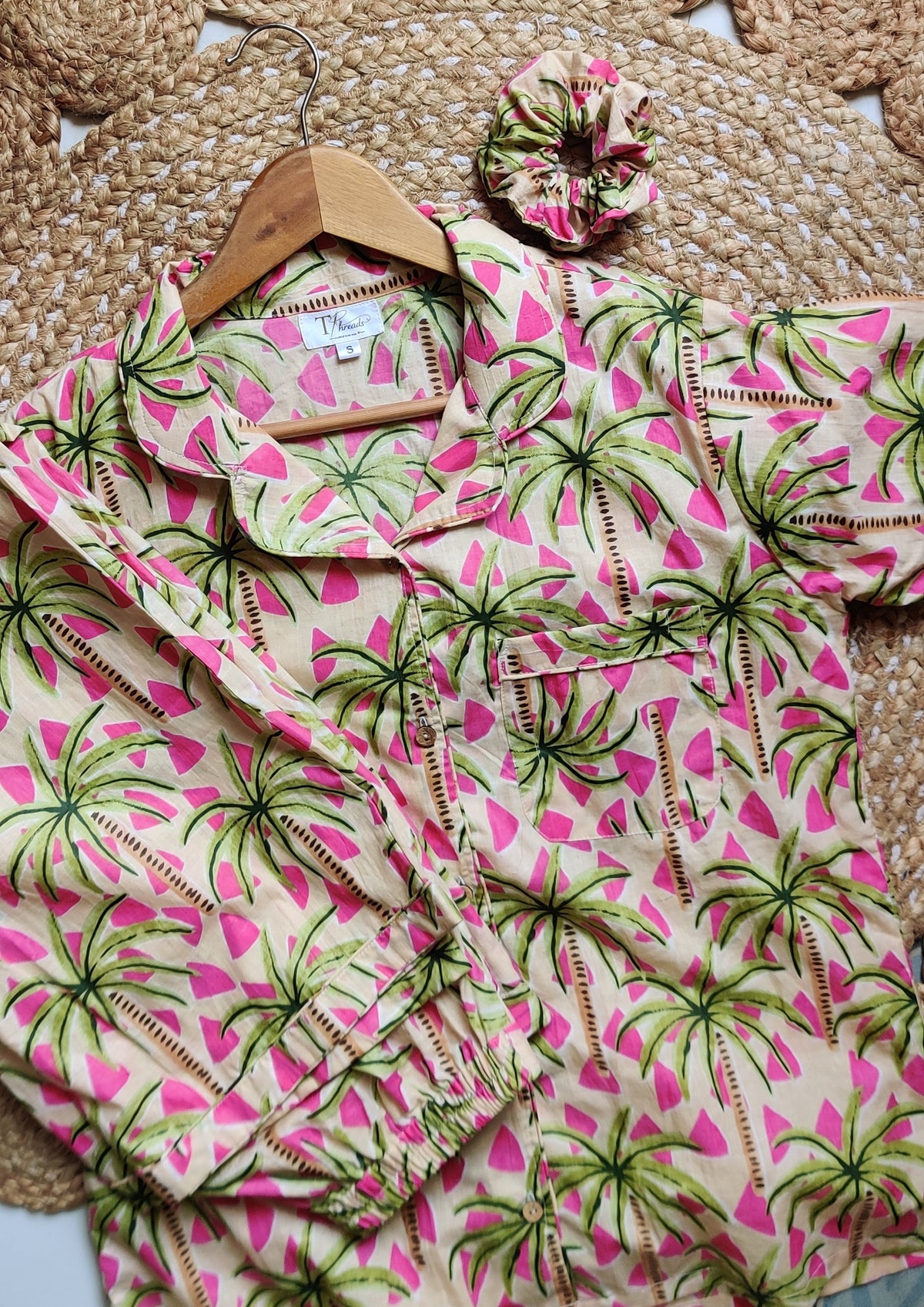 TROPICAL PALM LOUNGE SET -BEIGE